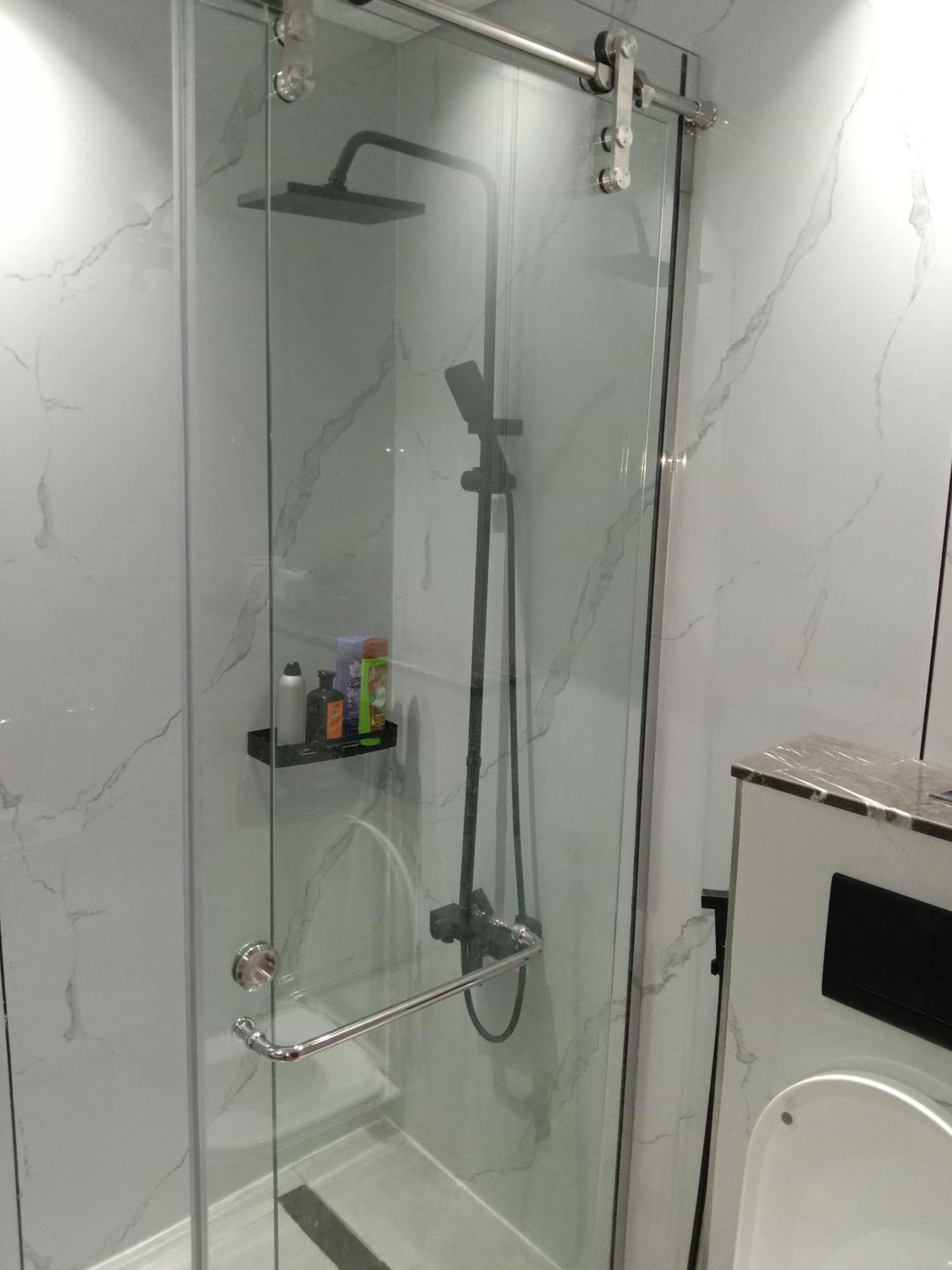 Huge Entire Apartment For Couples ,Families & Groups -Up To 5 Guests- With Free Pool, Steam & Sauna ,Jvc,迪拜 外观 照片